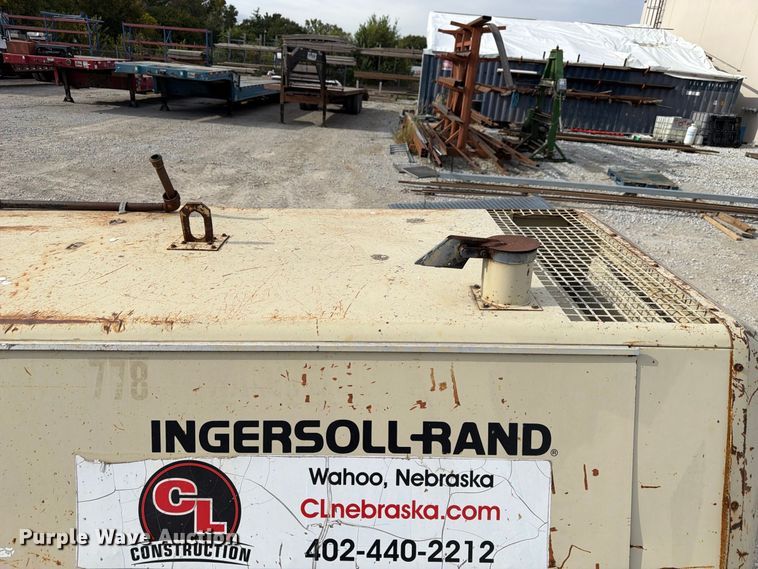 image for item FU0587 1988 Ingersoll Rand P175WD air compressor