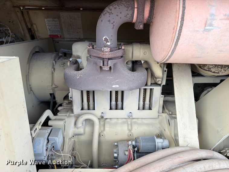 image for item FU0587 1988 Ingersoll Rand P175WD air compressor