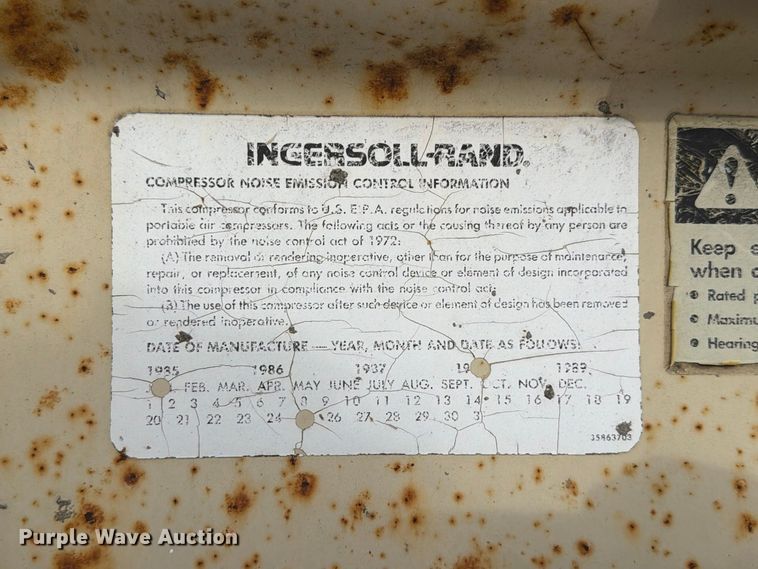 image for item FU0587 1988 Ingersoll Rand P175WD air compressor