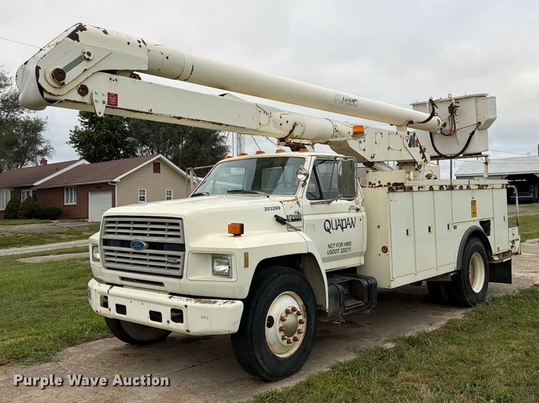 image for item FU4699 1994 Ford F700 bucket truck