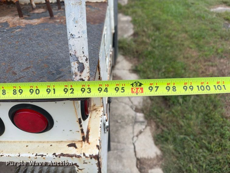 image for item FU4699 1994 Ford F700 bucket truck