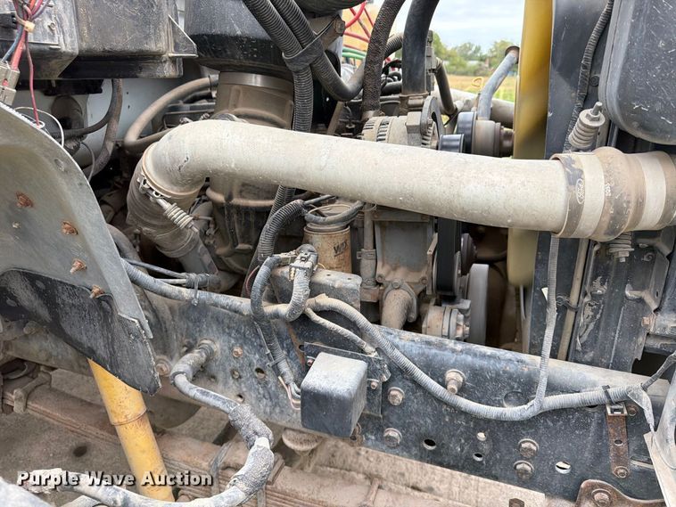 image for item FU4699 1994 Ford F700 bucket truck