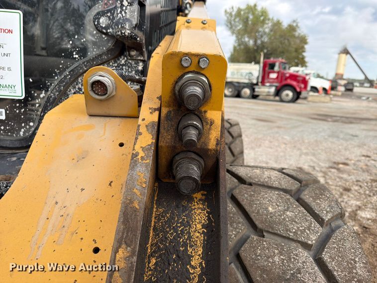 image for item FU4730 2021 Caterpillar 272D3 skid steer loader