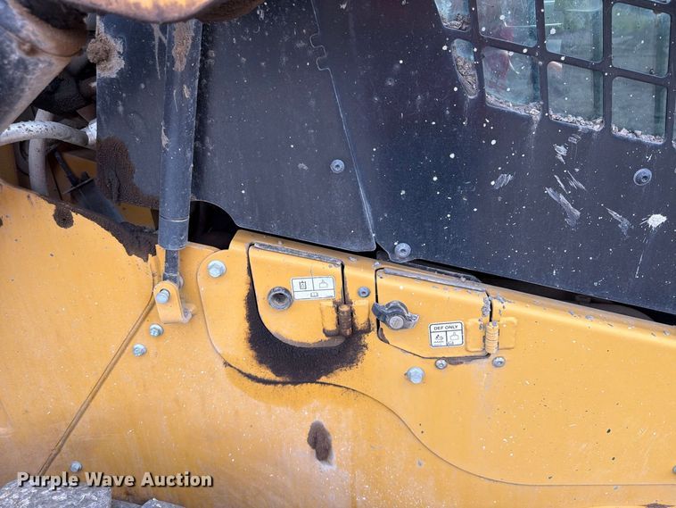 image for item FU4730 2021 Caterpillar 272D3 skid steer loader