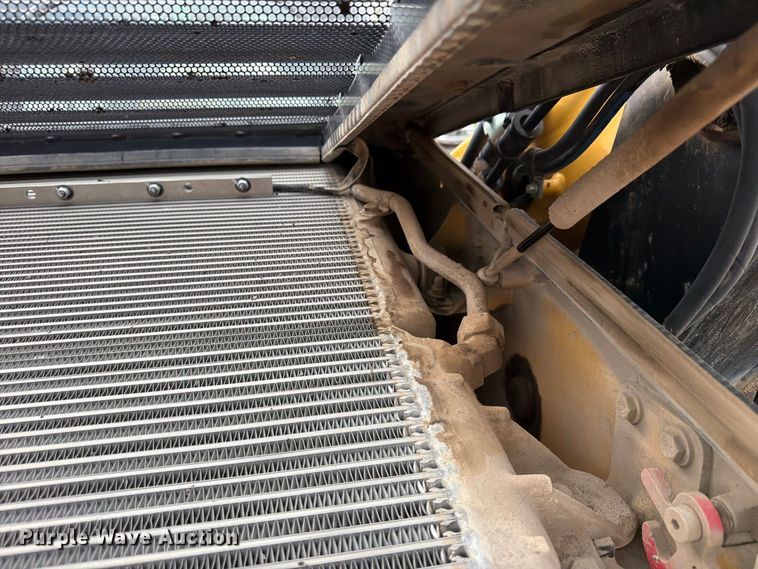 image for item FU4730 2021 Caterpillar 272D3 skid steer loader