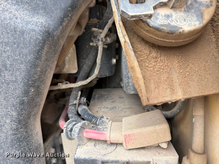image for item FU4730 2021 Caterpillar 272D3 skid steer loader