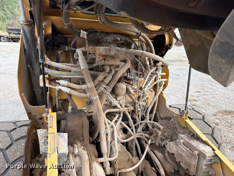 image for item FU4730 2021 Caterpillar 272D3 skid steer loader