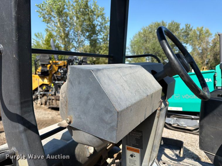 image for item FU4731 Ingersoll-Rand DD-70 double drum vibratory roller