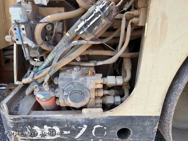 image for item FU4731 Ingersoll-Rand DD-70 double drum vibratory roller
