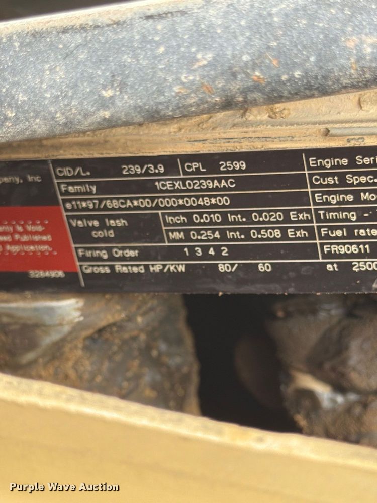 image for item FU4731 Ingersoll-Rand DD-70 double drum vibratory roller