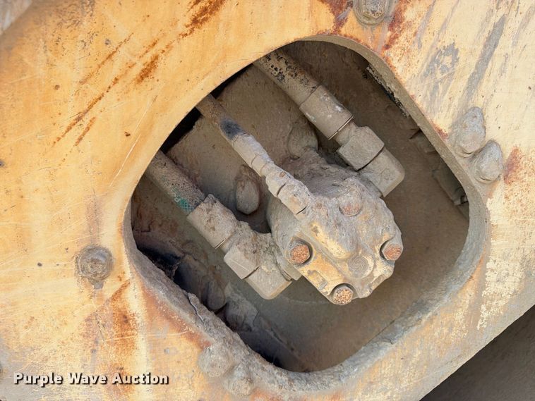image for item FU4731 Ingersoll-Rand DD-70 double drum vibratory roller