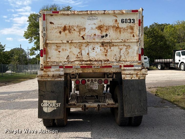 image for item FU4732 1996 Western Construction Components STR26 end dump trailer