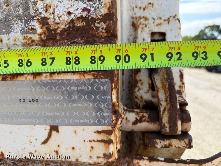 image for item FU4732 1996 Western Construction Components STR26 end dump trailer