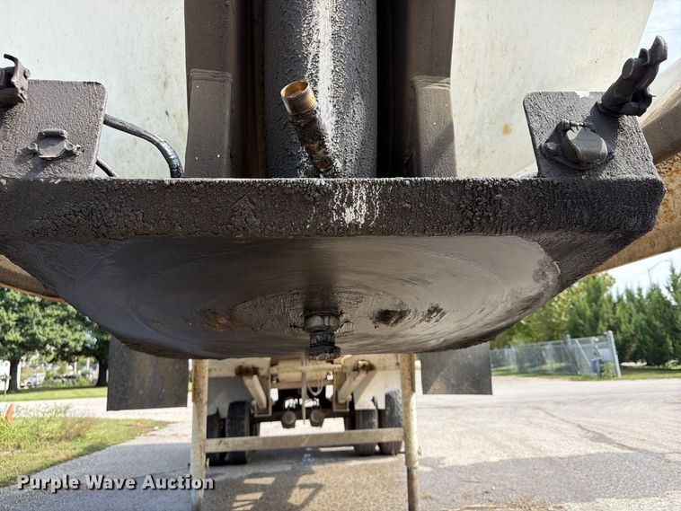 image for item FU4732 1996 Western Construction Components STR26 end dump trailer