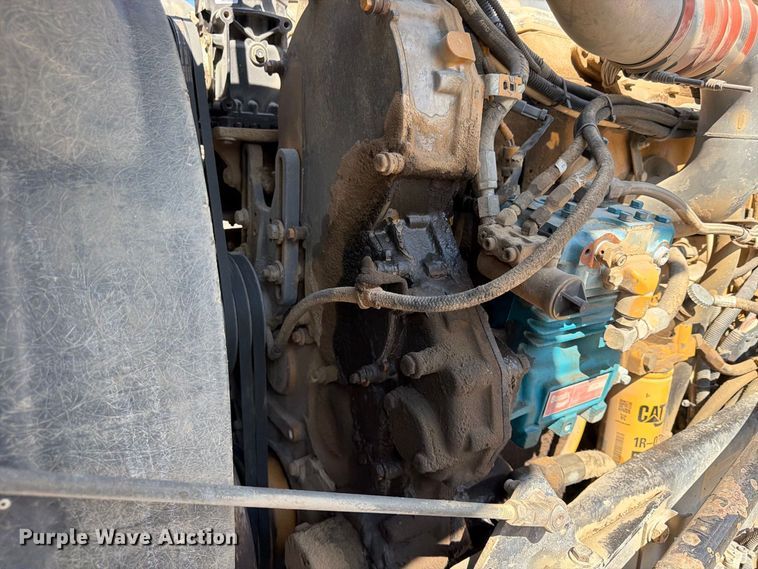 image for item FU4733 1999 Kenworth W900 semi truck