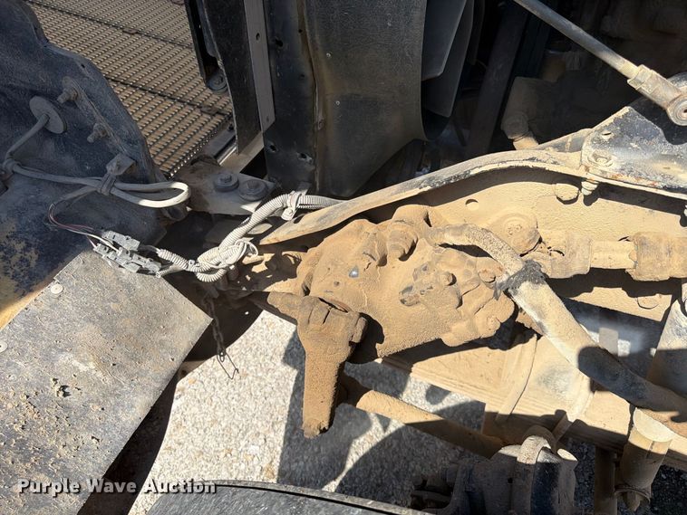 image for item FU4733 1999 Kenworth W900 semi truck