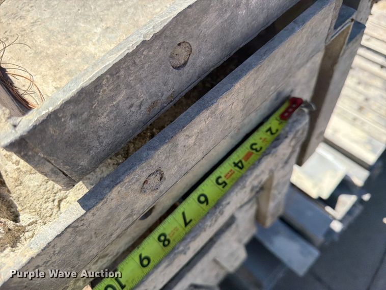 image for item FU4743 8' W concrete forms