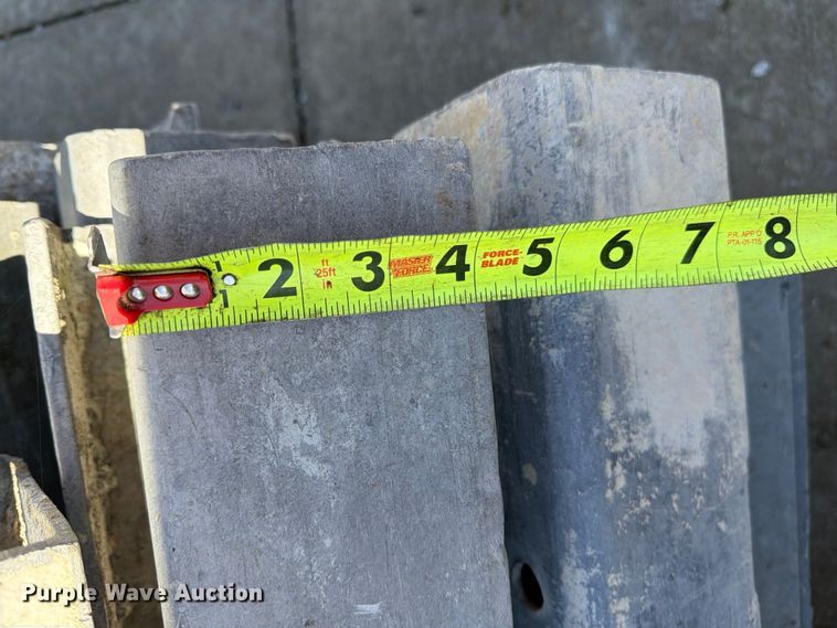 image for item FU4743 8' W concrete forms