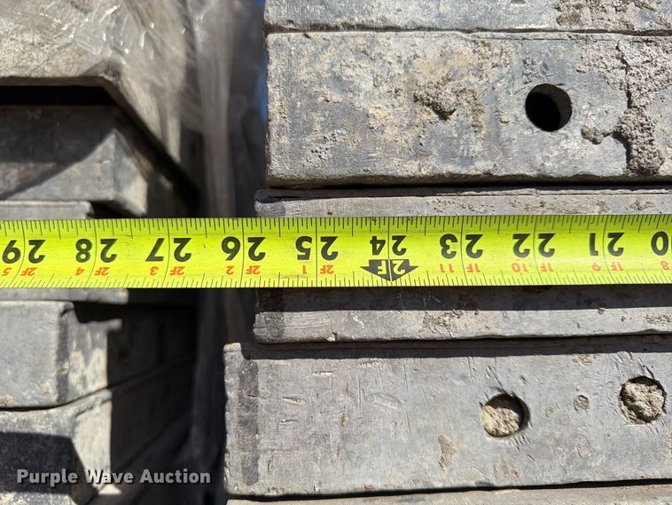 image for item FU4743 8' W concrete forms