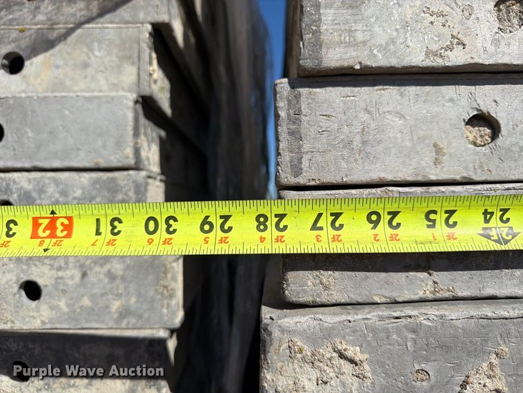 image for item FU4743 8' W concrete forms