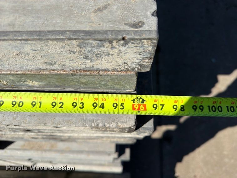 image for item FU4743 8' W concrete forms