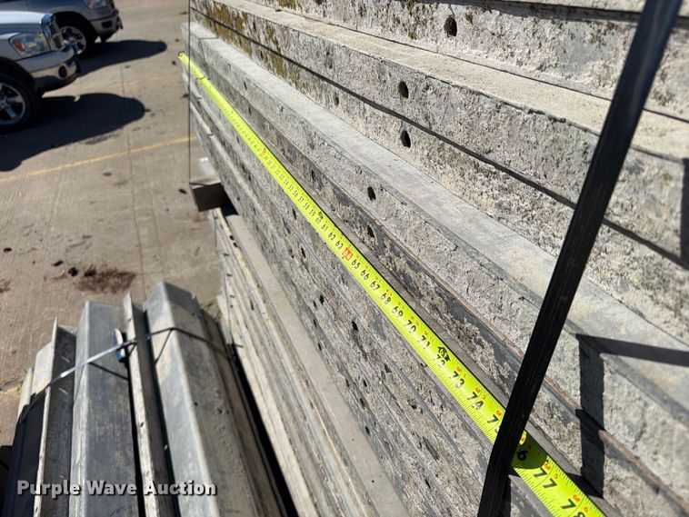 image for item FU4743 8' W concrete forms