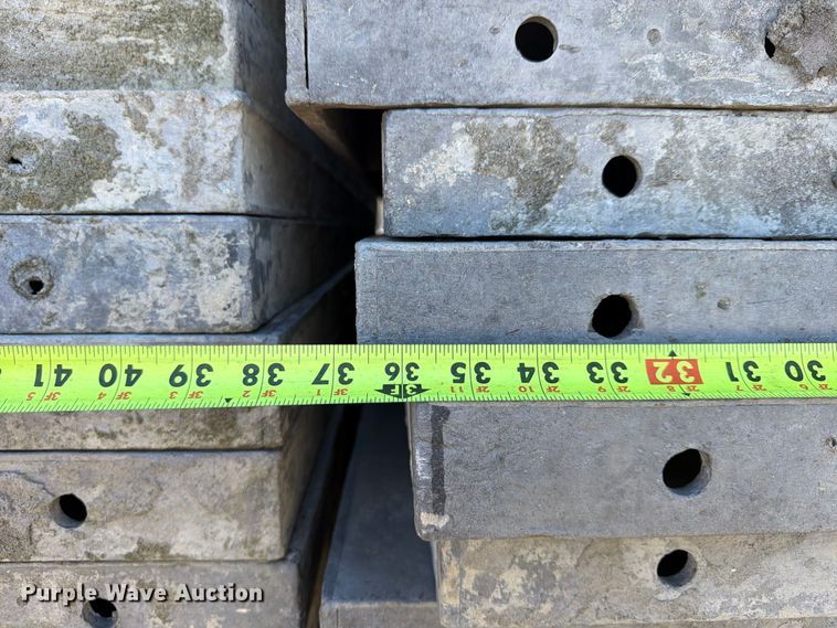 image for item FU4743 8' W concrete forms