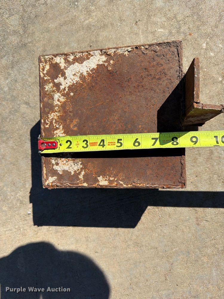 image for item FU4743 8' W concrete forms