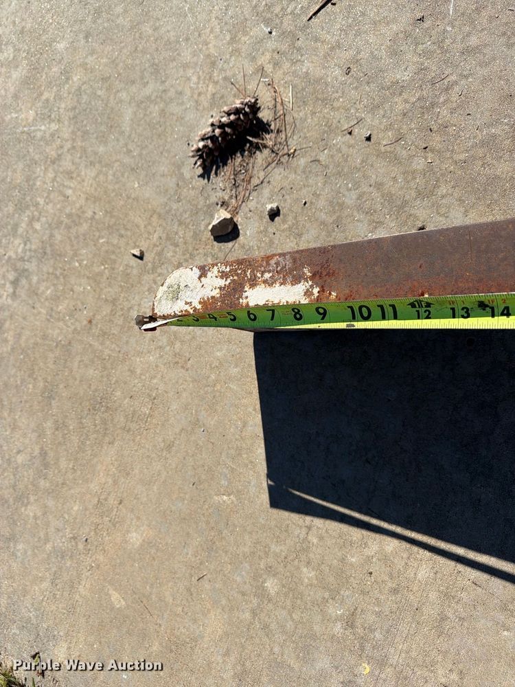 image for item FU4743 8' W concrete forms