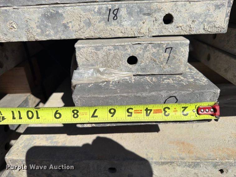 image for item FU4743 8' W concrete forms
