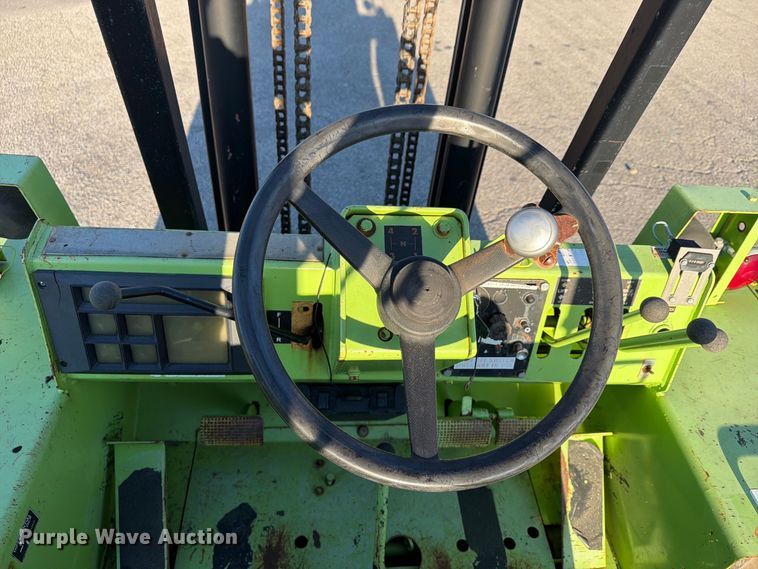 image for item FU4751 1991 Case 585E forklift