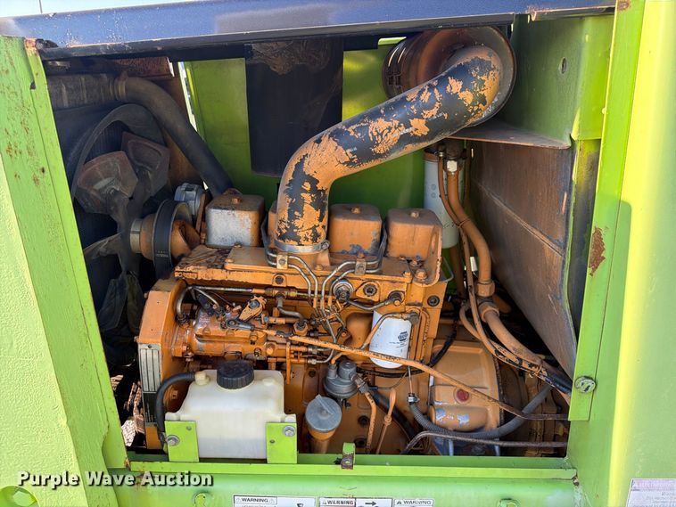 image for item FU4751 1991 Case 585E forklift