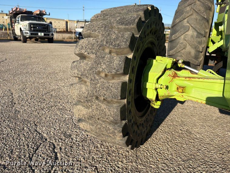 image for item FU4751 1991 Case 585E forklift