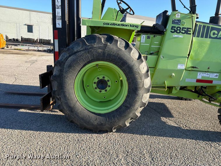 image for item FU4751 1991 Case 585E forklift