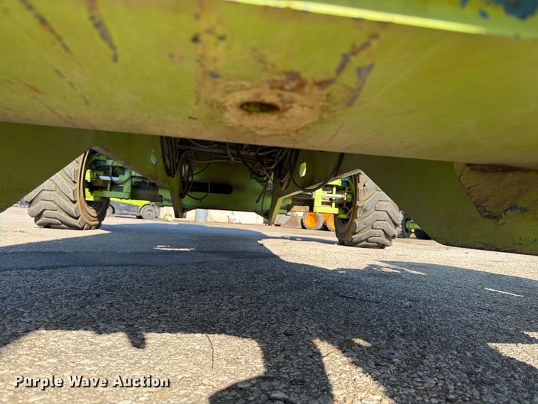 image for item FU4752 2005 Genie S-125 boom lift