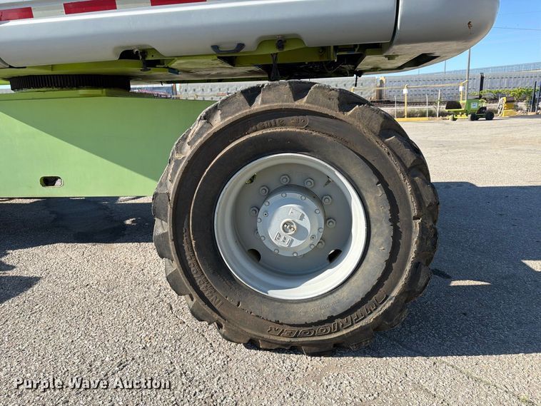 image for item FU4752 2005 Genie S-125 boom lift
