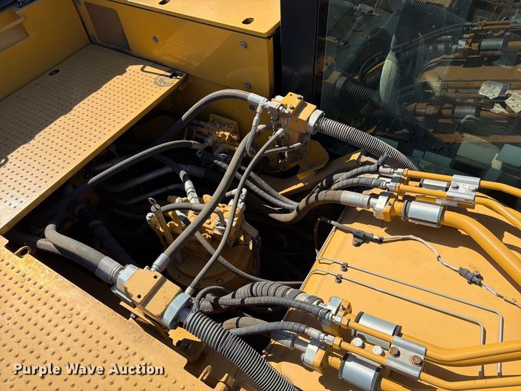 image for item FU4758 2016 Caterpillar 336F L excavator