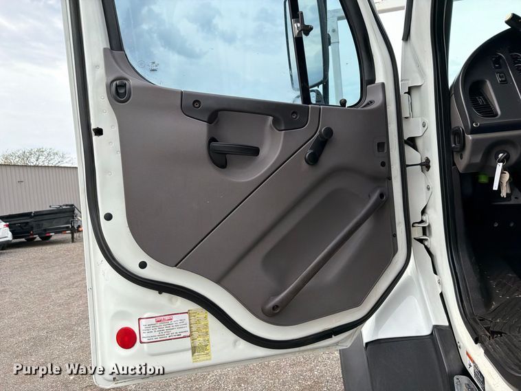 image for item FW3507 2014 Freightliner 108SD Crew Cab crane truck