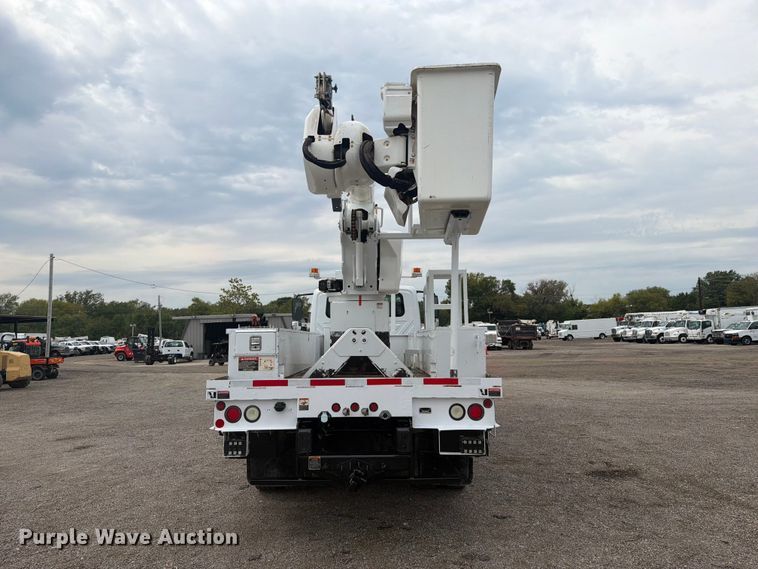 image for item FW3509 2016 International WorkStar 7300 bucket truck
