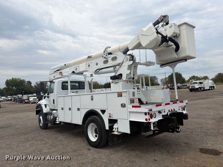 image for item FW3509 2016 International WorkStar 7300 bucket truck