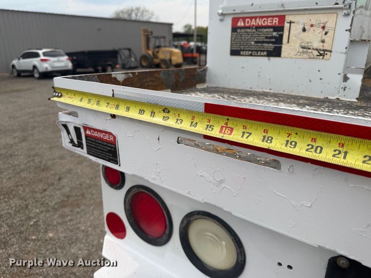 image for item FW3509 2016 International WorkStar 7300 bucket truck