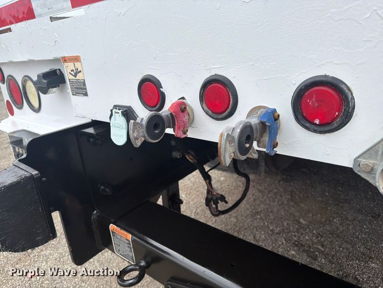image for item FW3509 2016 International WorkStar 7300 bucket truck