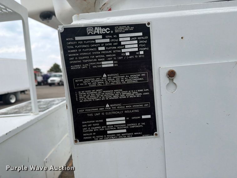 image for item FW3509 2016 International WorkStar 7300 bucket truck