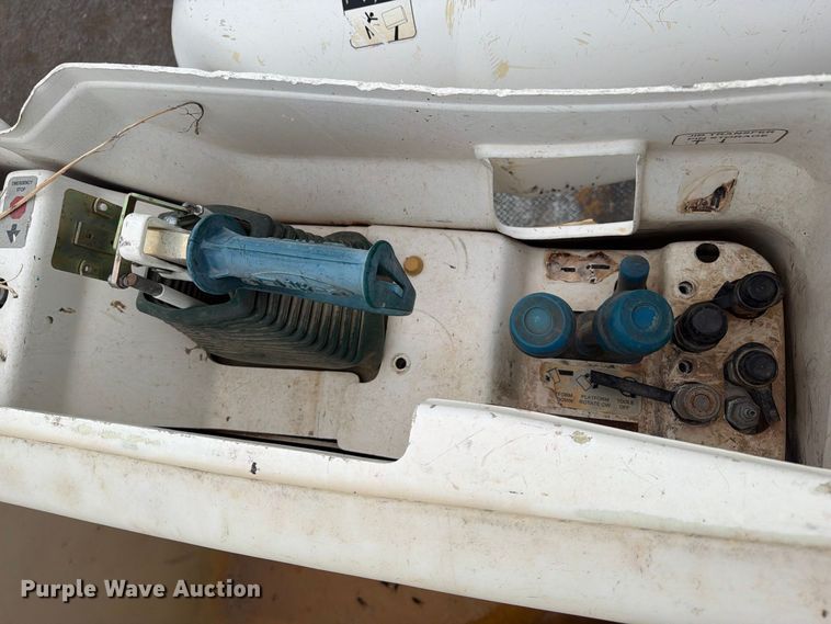 image for item FW3509 2016 International WorkStar 7300 bucket truck