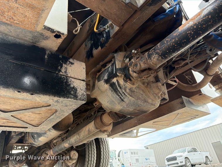 image for item FW3509 2016 International WorkStar 7300 bucket truck