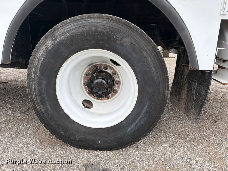 image for item FW3509 2016 International WorkStar 7300 bucket truck