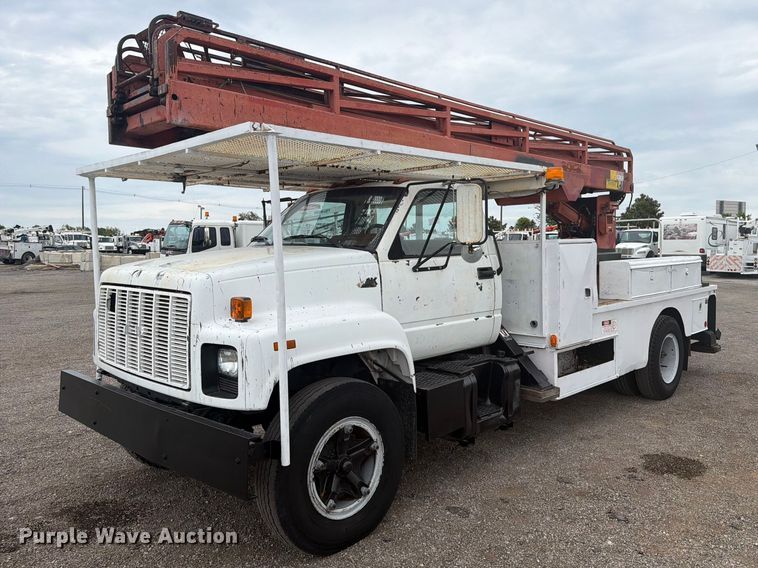 image for item FW3516 1992 Chevrolet Kodiak ladder truck