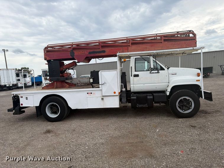image for item FW3516 1992 Chevrolet Kodiak ladder truck