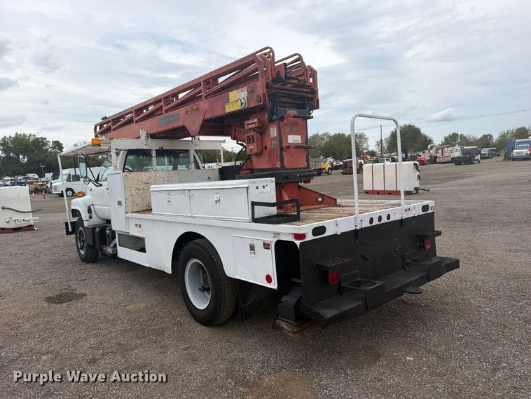 image for item FW3516 1992 Chevrolet Kodiak ladder truck