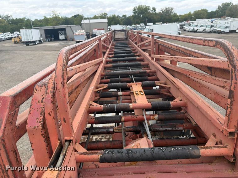 image for item FW3516 1992 Chevrolet Kodiak ladder truck